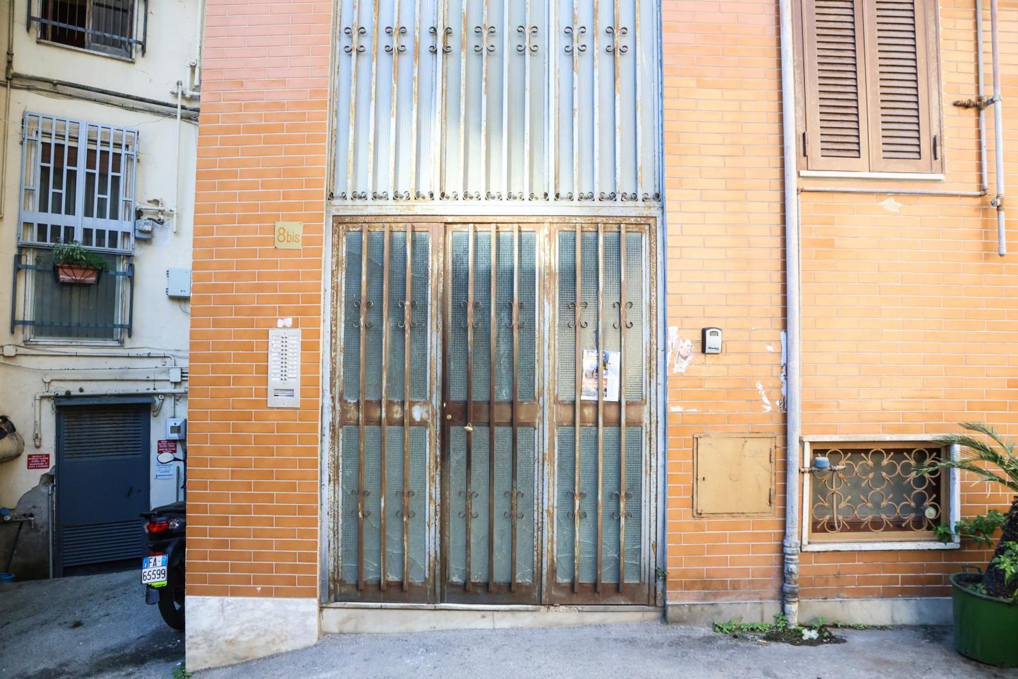 Grace'S Home In The City Center ナポリ エクステリア 写真
